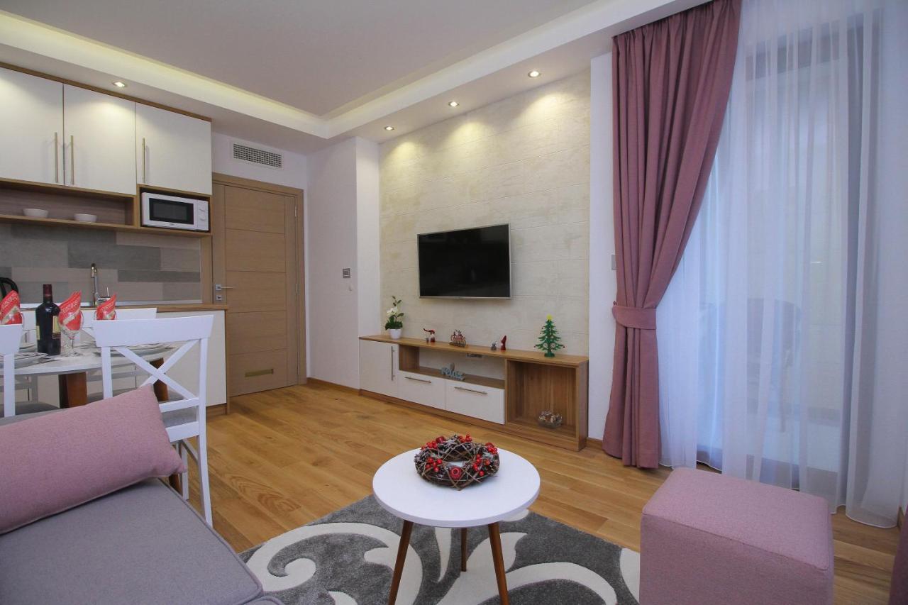 Time Out Lux Apartmani Zlatibor Luaran gambar