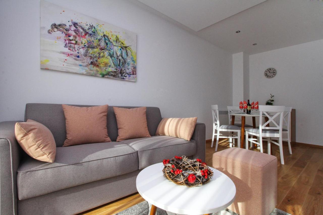 Time Out Lux Apartmani Zlatibor Luaran gambar