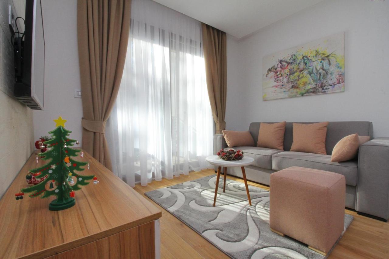 Time Out Lux Apartmani Zlatibor Luaran gambar